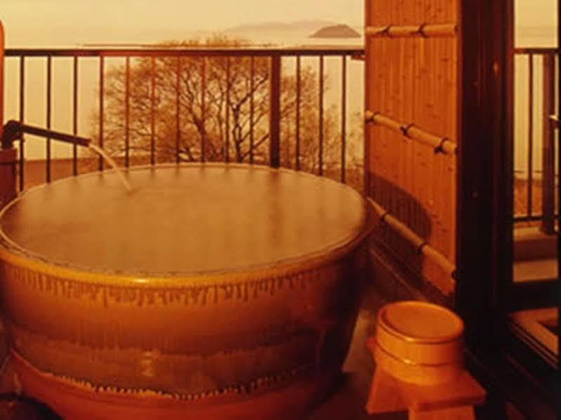 Ryokan Beniayu Nagahama  Extérieur photo